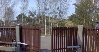 Купить распашные ворота из штакетника Саяногорск, цена от 2741 руб.